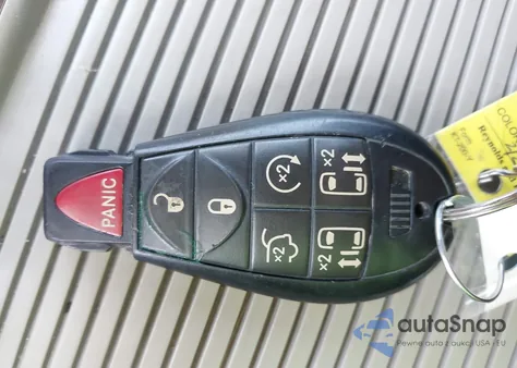 2013 Dodge Grand Caravan Crew from USA, damaged, VIN 2C4RDGDG2DR746618